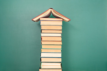 靠劳动成功的名人事例有哪些？