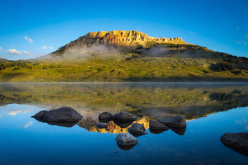 长方形电子闹钟怎么设置