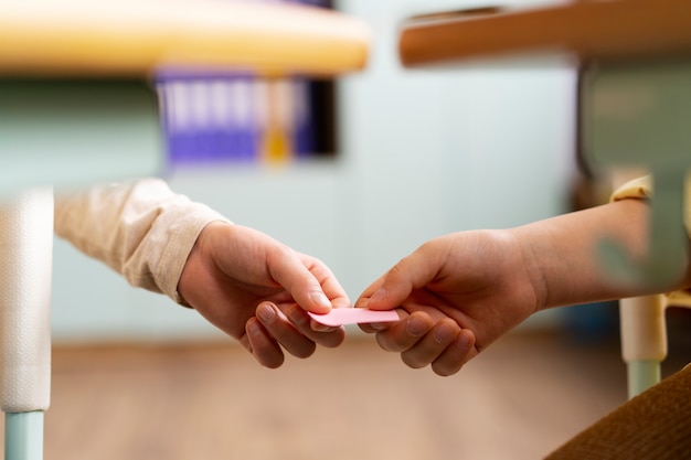 靠劳动成功的名人事例有哪些？